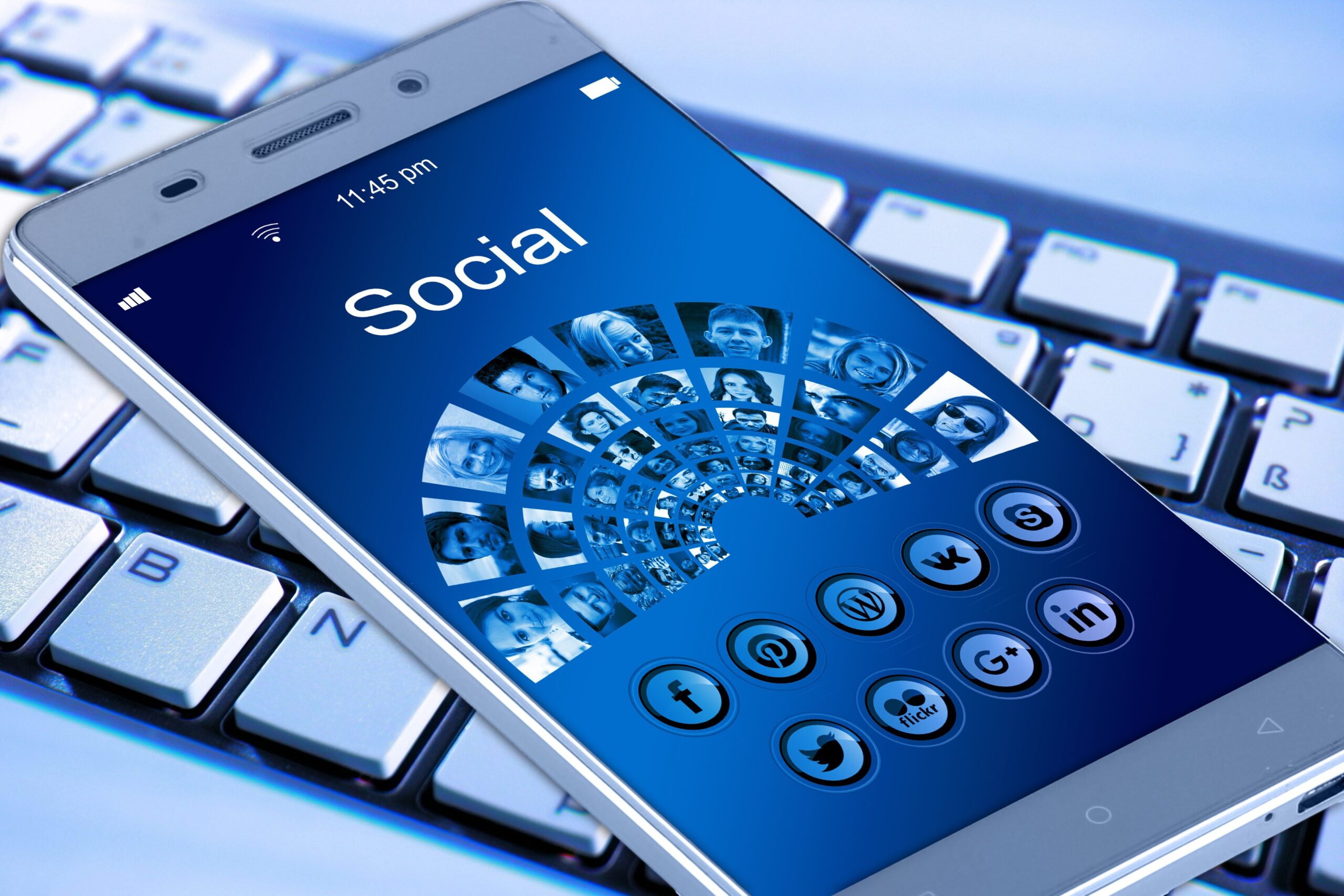  Strategi Social Media Marketing Untuk Kesuksesan Bisnis
