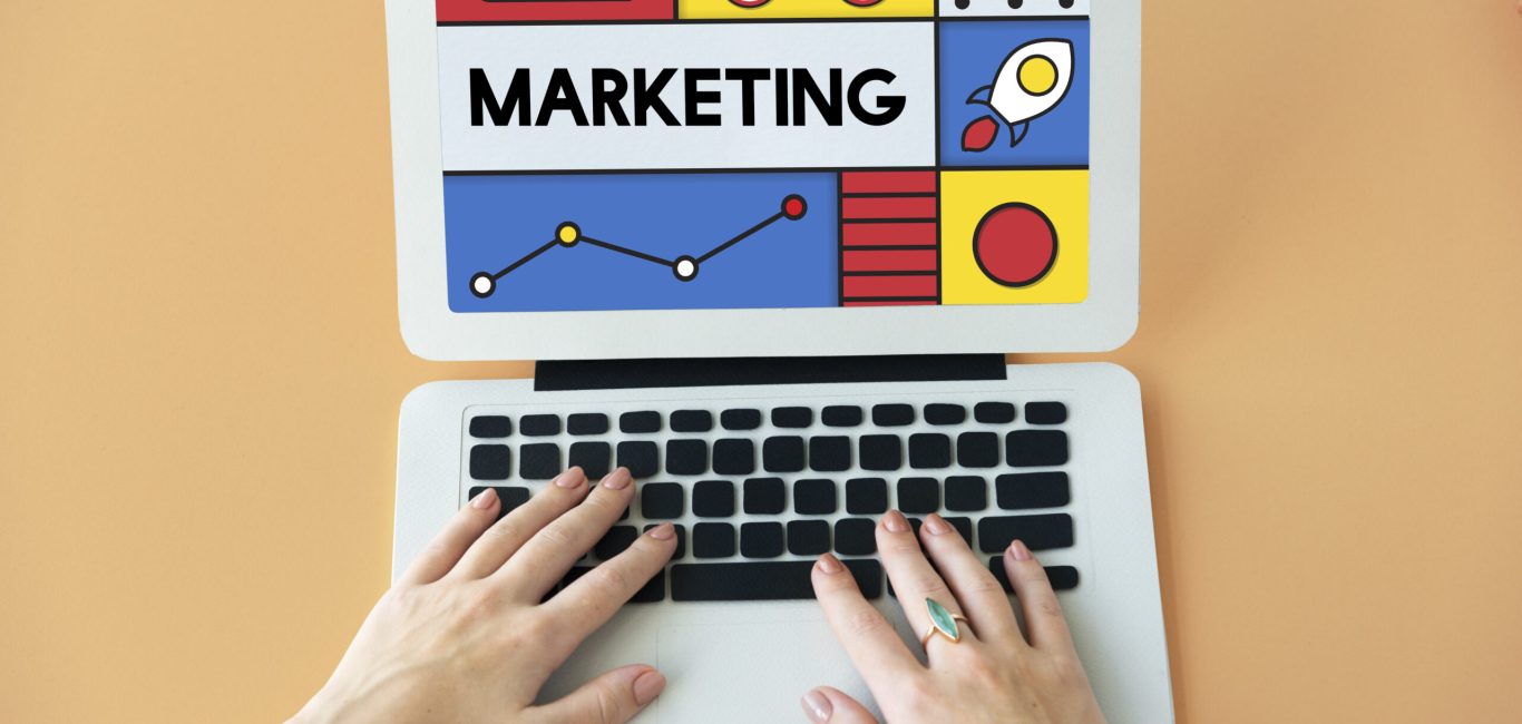 perbedaan content marketing
